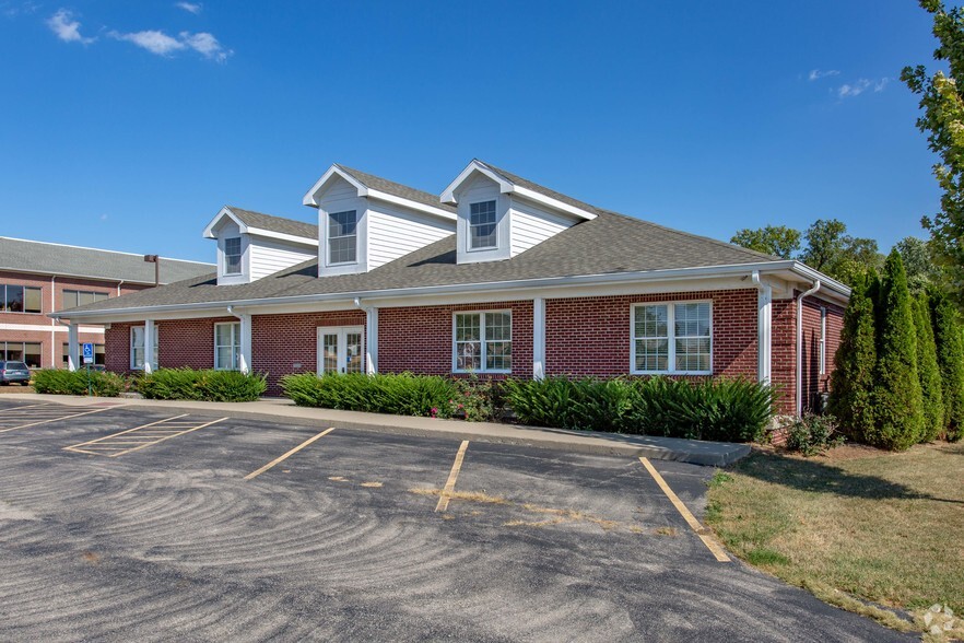 620-626 N Main St, Springboro, OH for lease - Building Photo - Image 2 of 3