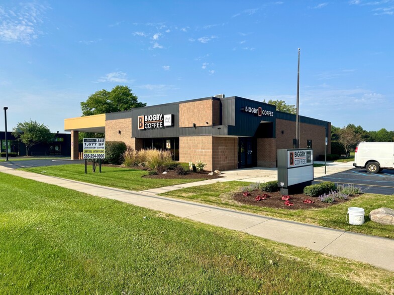 28455 Schoenherr Rd, Warren, MI for lease - Building Photo - Image 1 of 6