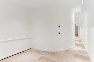 217 Rue Saint-Honoré, Paris for lease Building Photo- Image 1 of 3