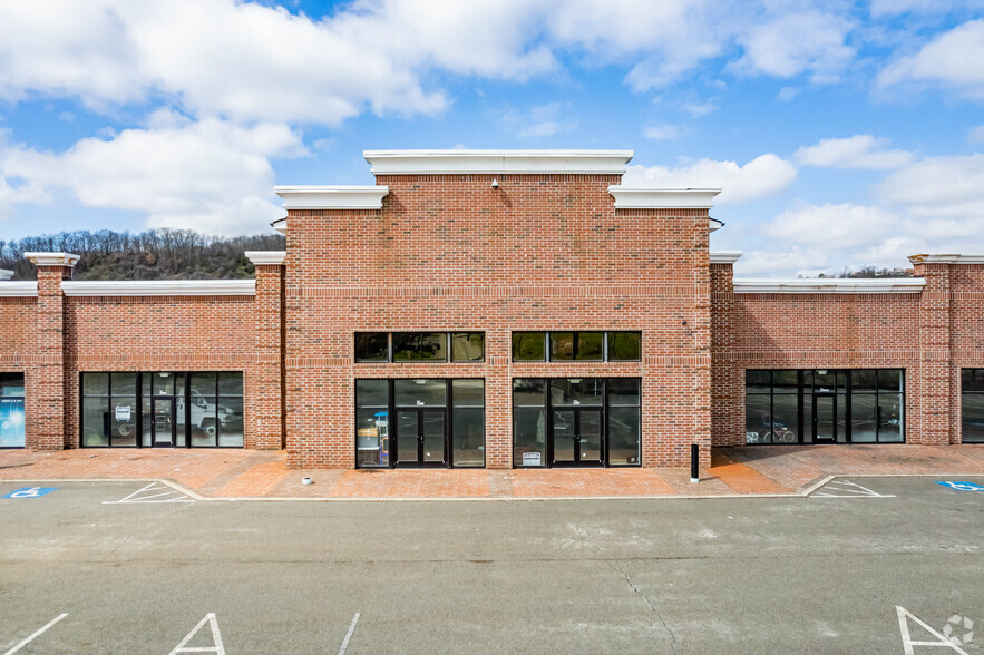 4200 Walnut St, Mckeesport, PA for lease - Building Photo - Image 2 of 4