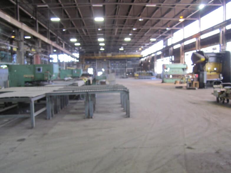 3710 Hendricks Rd, Youngstown, OH for lease - Building Photo - Image 3 of 9