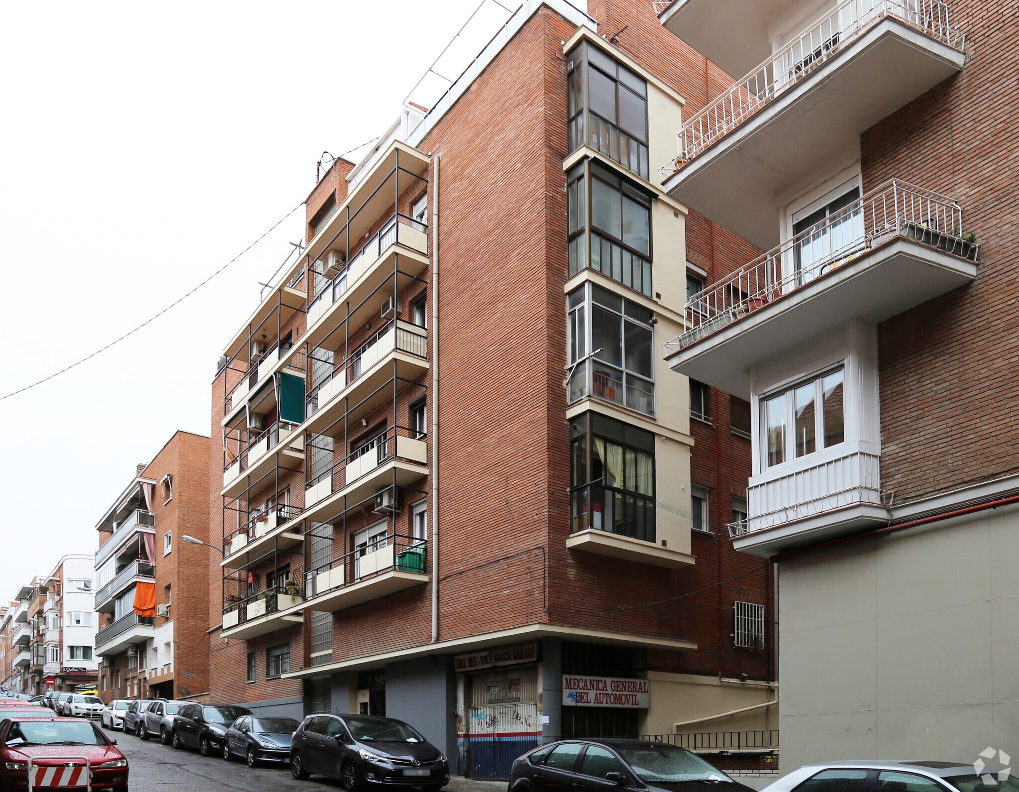 Calle Sambara, 4, Madrid, Madrid for sale Primary Photo- Image 1 of 1
