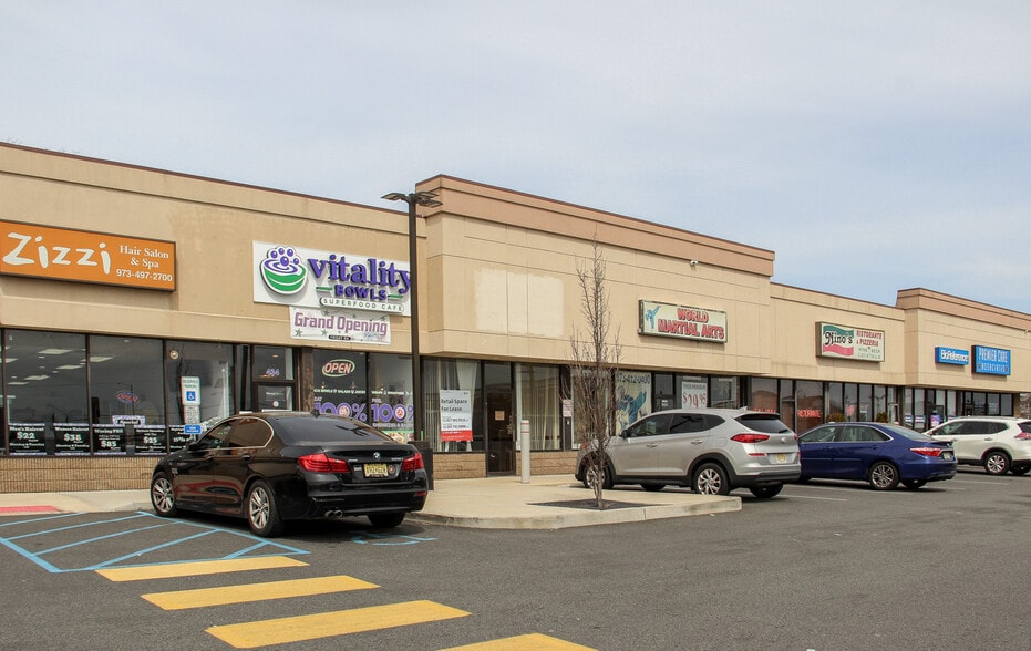 400-450 Bergen St, Harrison, NJ for lease - Building Photo - Image 2 of 14