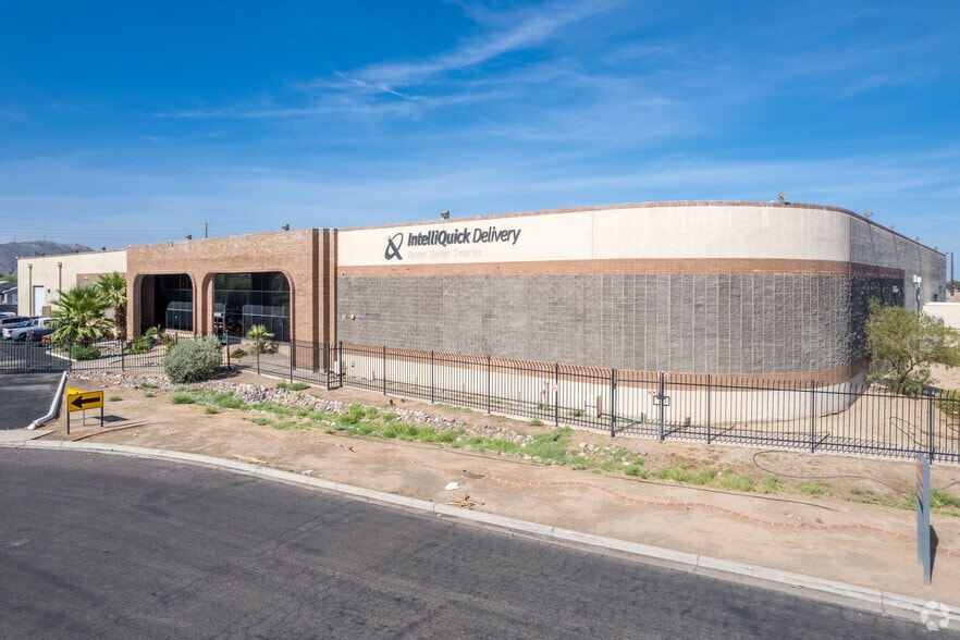 4022 S 20th St, Phoenix, AZ for lease - Primary Photo - Image 1 of 5