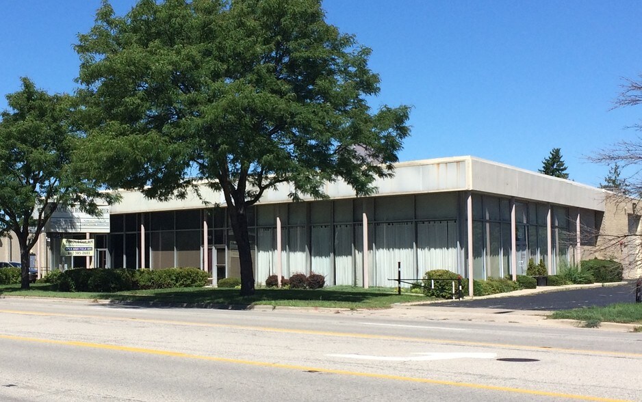 17281734 W Algonquin Rd, Arlington Heights, IL 60005 Office for Lease