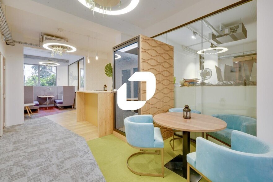 Office in Paris for lease - Building Photo - Image 3 of 18