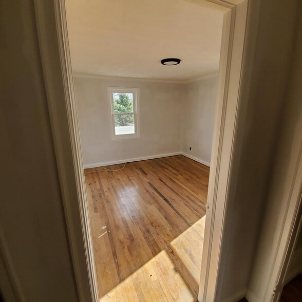 5519 Northwest Radial Hwy, Omaha, NE for lease - Building Photo - Image 3 of 55