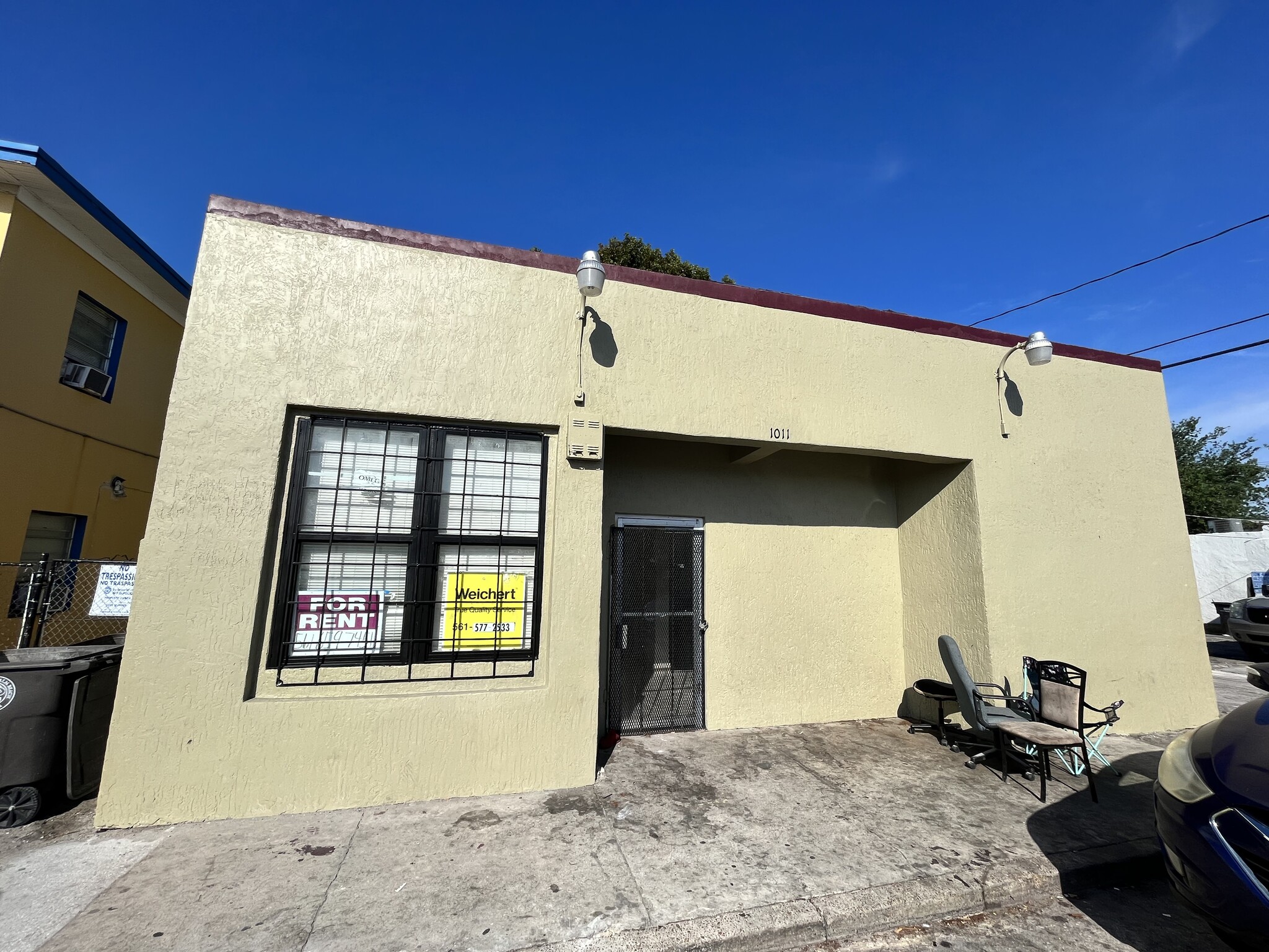 1011 N Tamarind Ave, West Palm Beach, FL for sale Building Photo- Image 1 of 1