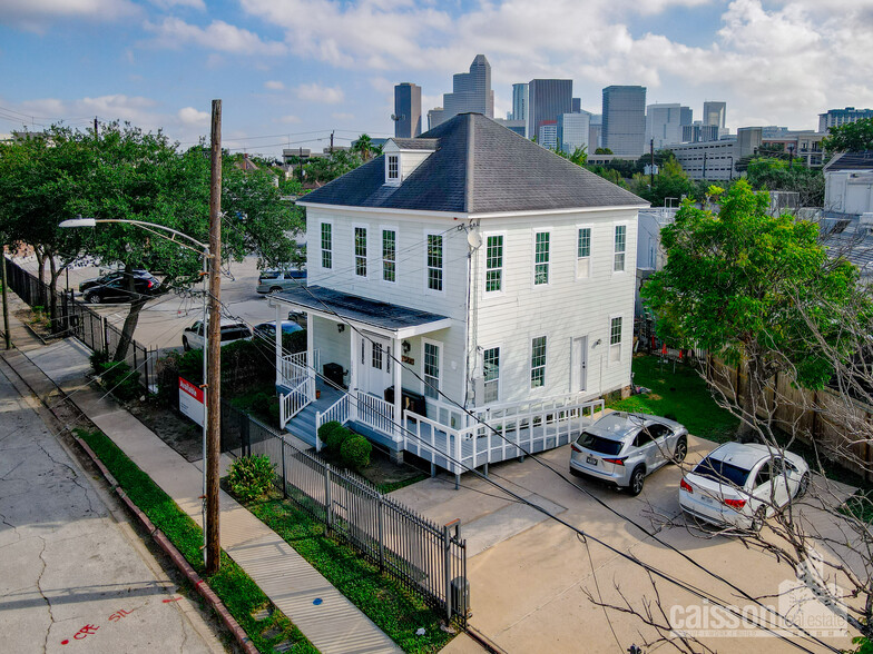 2909 Baldwin St, Houston, TX for lease - Building Photo - Image 1 of 13