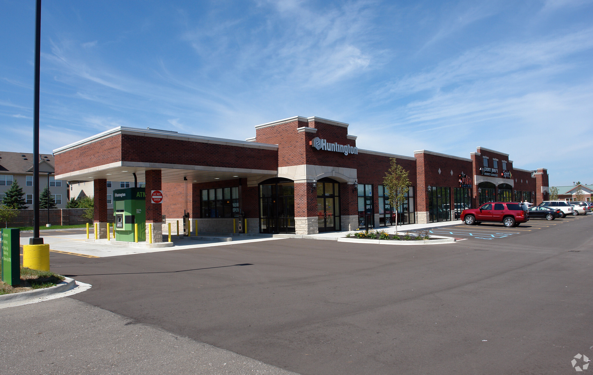 23195 Greenfield Rd, Southfield, MI for lease Building Photo- Image 1 of 7