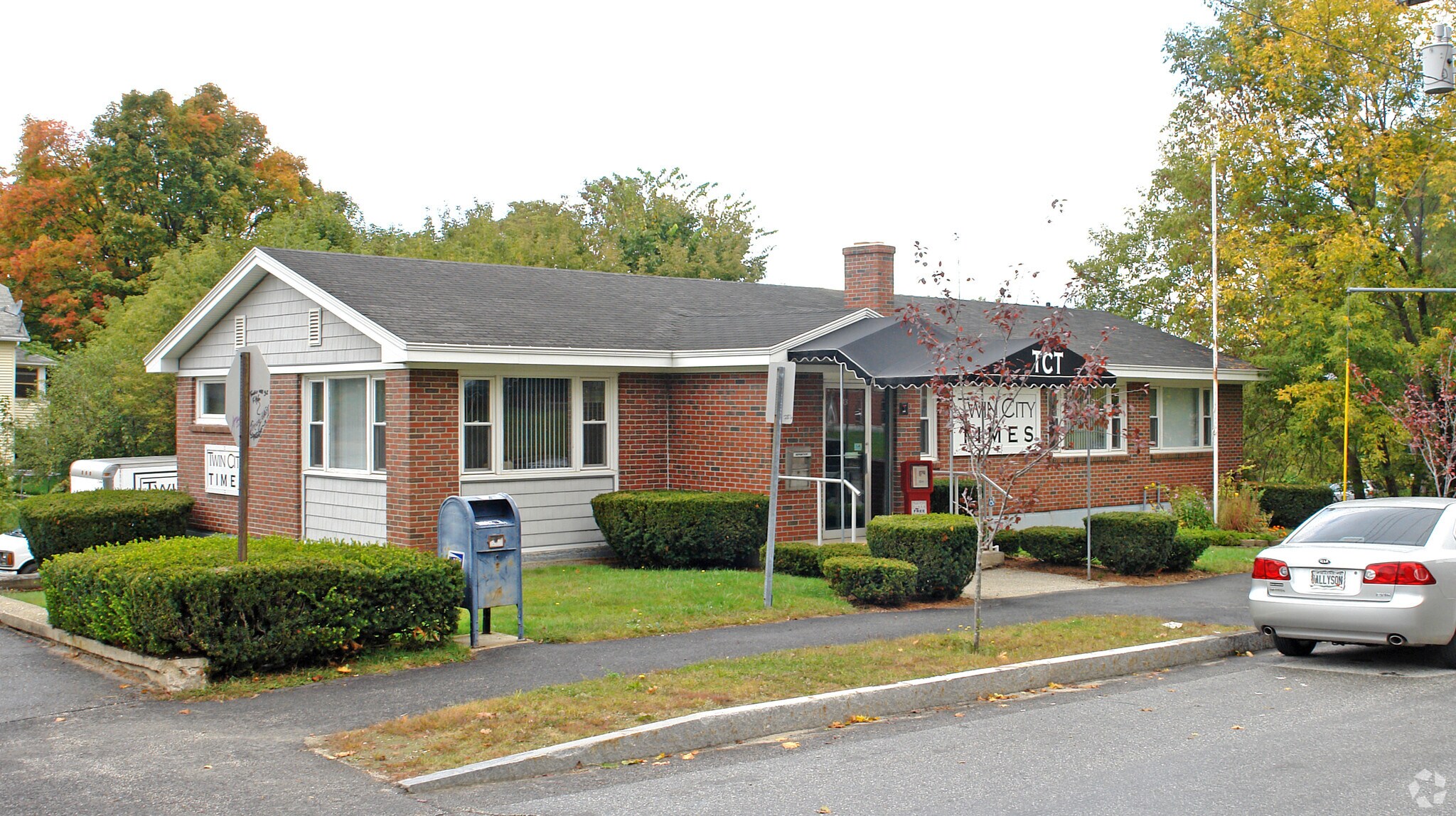 33 Dunn St, Auburn, ME for sale Primary Photo- Image 1 of 1