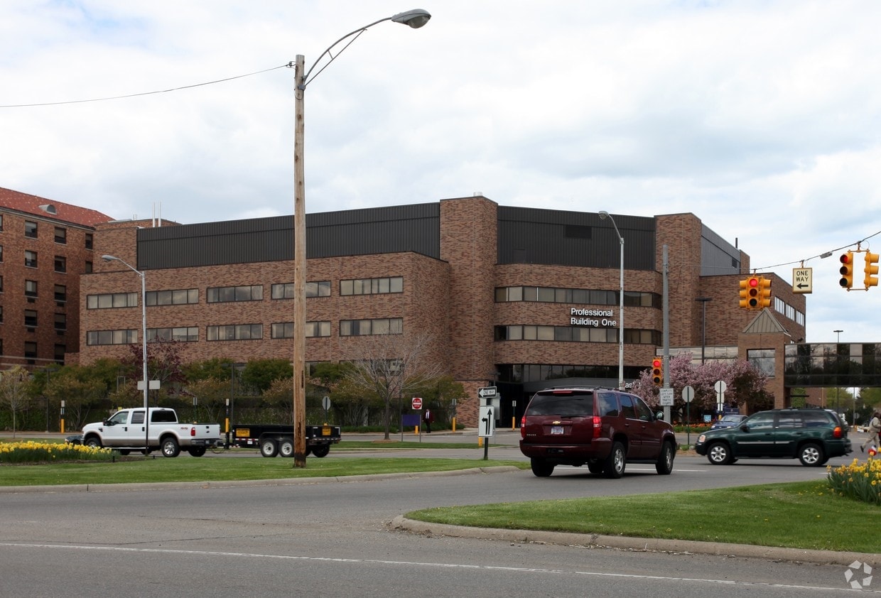 22151 Moross St, Detroit, MI for sale Building Photo- Image 1 of 1