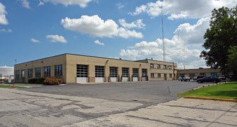 BP Oil Distribution Bldg - Commercial Real Estate