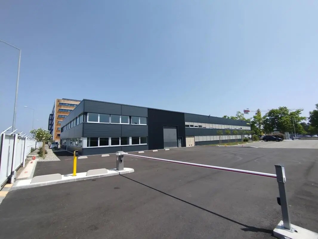 Office in Blagnac for lease Building Photo- Image 1 of 16