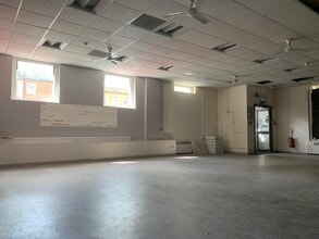King George St, Yeovil for lease Interior Photo- Image 1 of 1