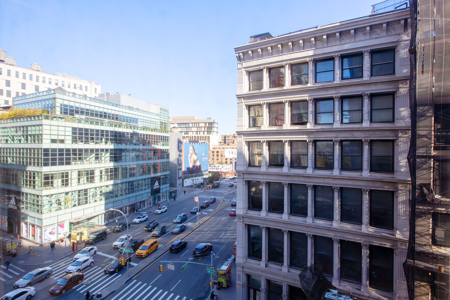 599 Broadway, New York, NY for lease - Building Photo - Image 3 of 10