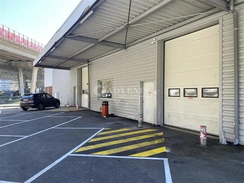 Office in Arcueil for lease - Building Photo - Image 3 of 12