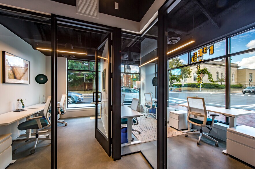 104 Washington St, Dover, NH for lease - Interior Photo - Image 3 of 14