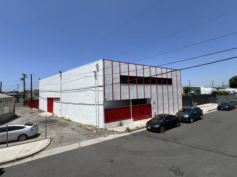 413 N Moss St, Burbank, CA for sale - Building Photo - Image 1 of 33