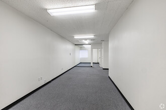 611 S Catalina St, Los Angeles, CA for lease Building Photo- Image 2 of 4