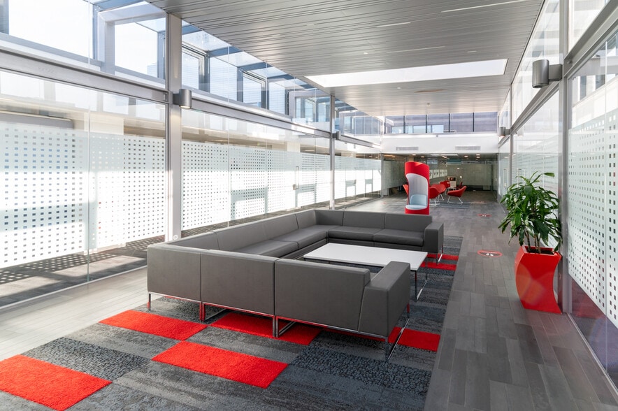 7-13 New Bridge St, Newcastle Upon Tyne for lease - Interior Photo - Image 2 of 11