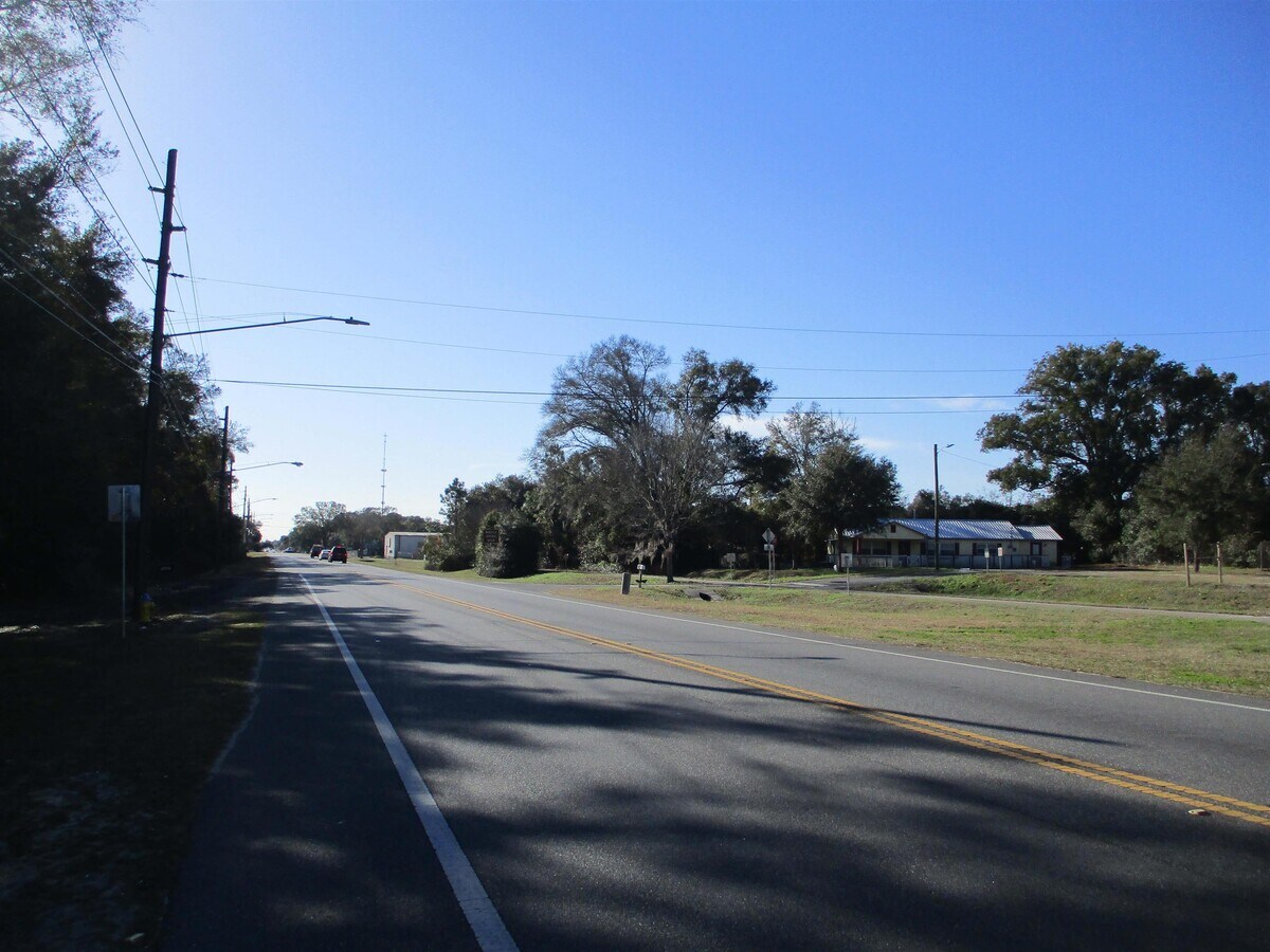 3635 Woodville Hwy, Tallahassee, FL 32305