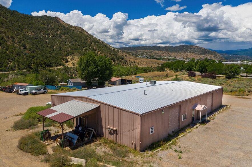 1163 Dominguez Dr, Durango, CO for sale - Building Photo - Image 3 of 7