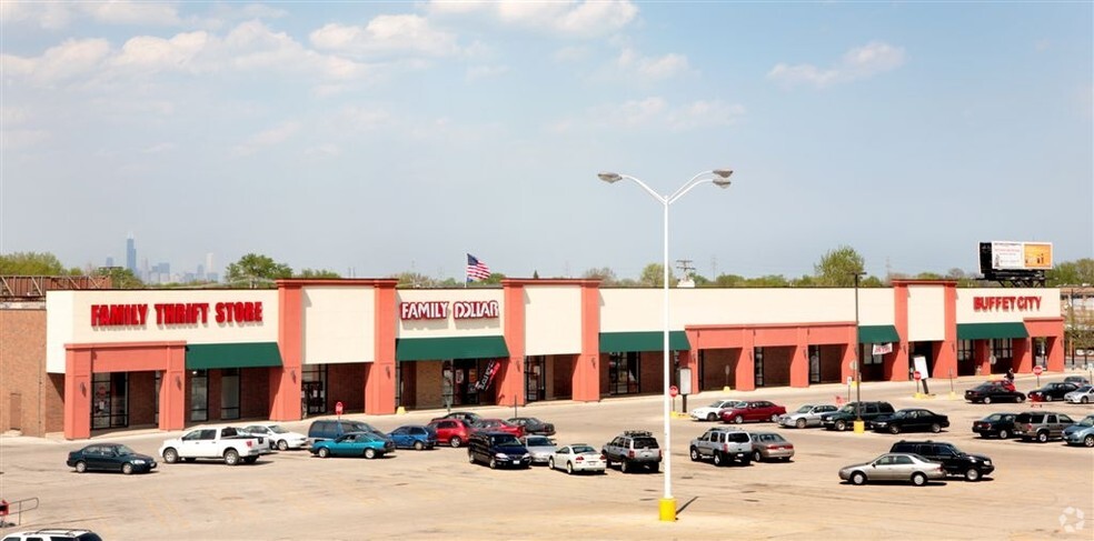 7000 S Pulaski Rd, Chicago, IL for lease - Primary Photo - Image 1 of 10