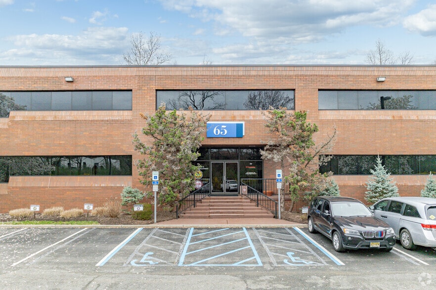 65-75 Kingsland Ave, Clifton, NJ for lease - Building Photo - Image 3 of 4