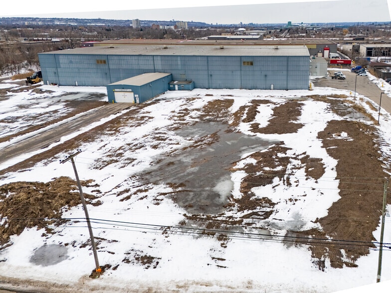 475 Kenora Av, Hamilton, ON for lease - Primary Photo - Image 1 of 2