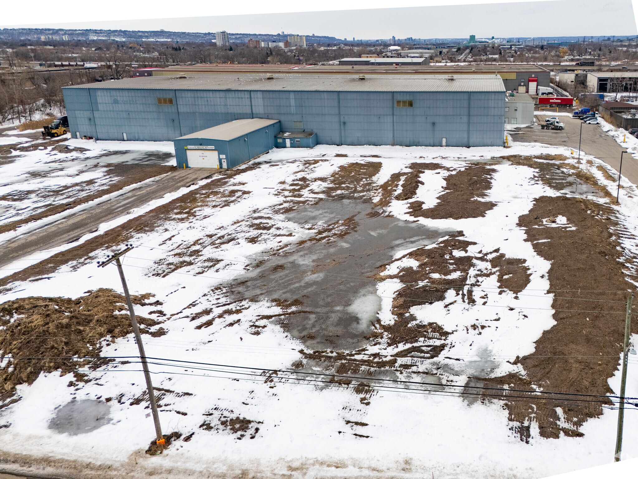 475 Kenora Av, Hamilton, ON for lease Primary Photo- Image 1 of 3