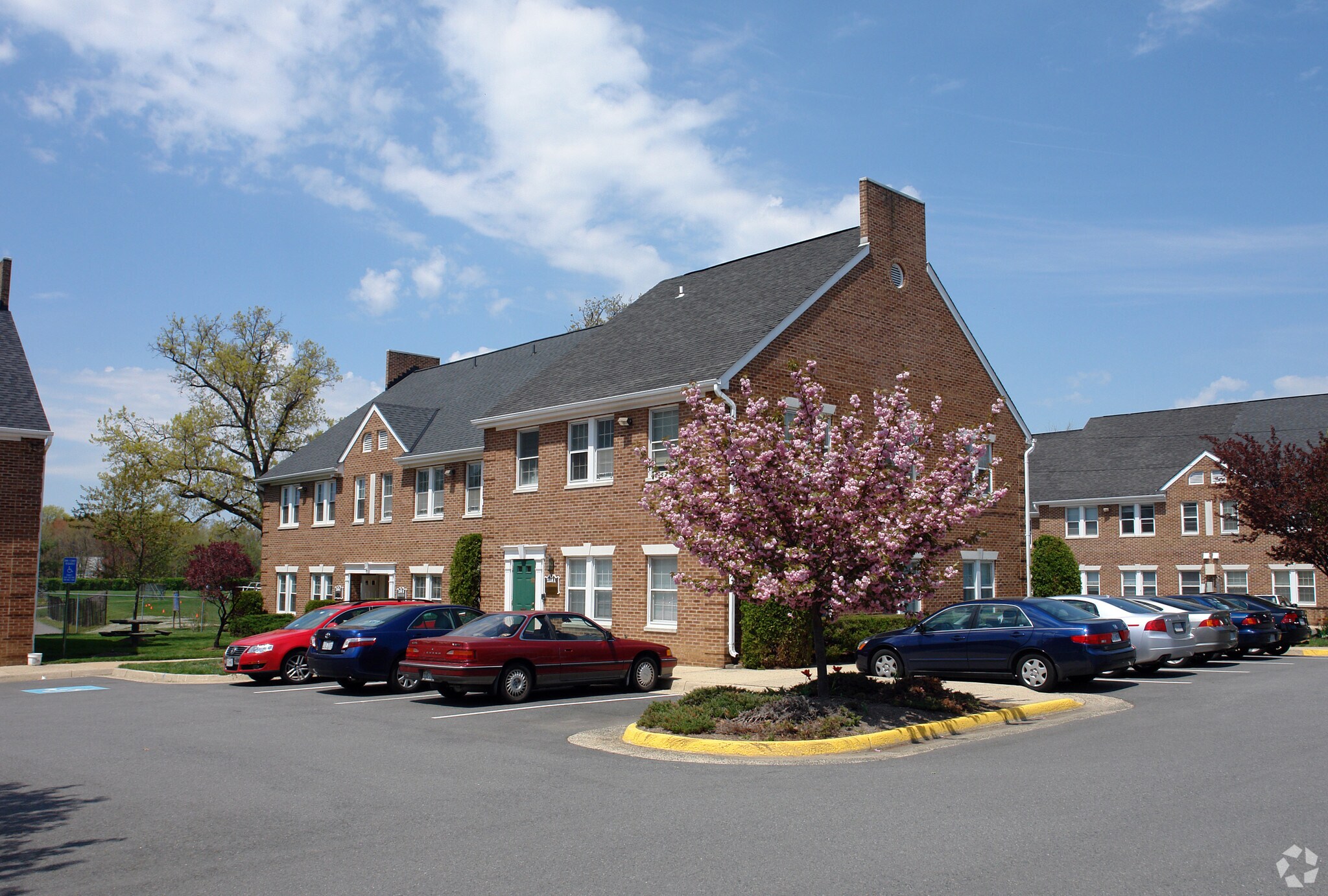 2108 Gallows Rd, Vienna, VA for sale Primary Photo- Image 1 of 1