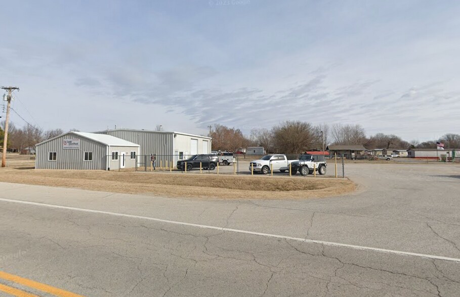 700 Commercial, Mounds, OK 74047 Industrial for Lease