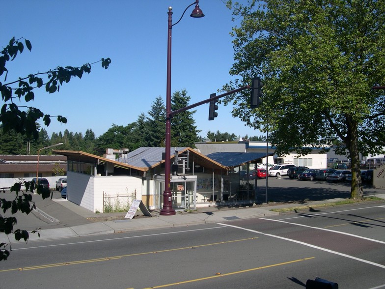 17211 15th Ave NE, Shoreline, WA for sale - Building Photo - Image 3 of 3