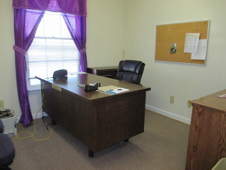 456 Athens St, Jefferson, GA 30549 Office Investment Sale