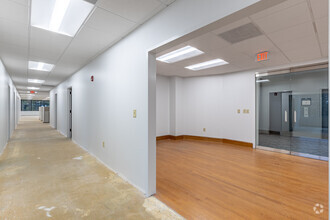 6445 Powers Ferry Rd NW, Atlanta, GA for lease Interior Photo- Image 2 of 4