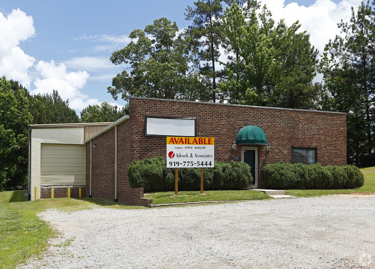 1901 Keller Andrews Rd, Sanford, NC 27330