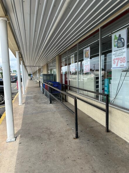 1707-1741 Texoma Pky, Sherman, TX for lease - Building Photo - Image 2 of 33