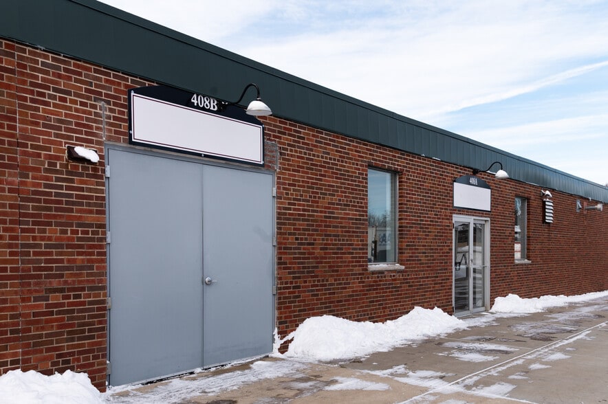 404-412 7th St NE, Buffalo, MN for lease - Building Photo - Image 3 of 4