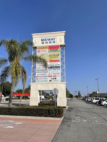 10412-10646 Lower Azusa Rd, El Monte, CA for lease - Building Photo - Image 2 of 12