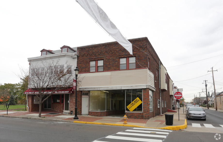 401-403 Mill St, Bristol, PA for sale - Primary Photo - Image 1 of 1