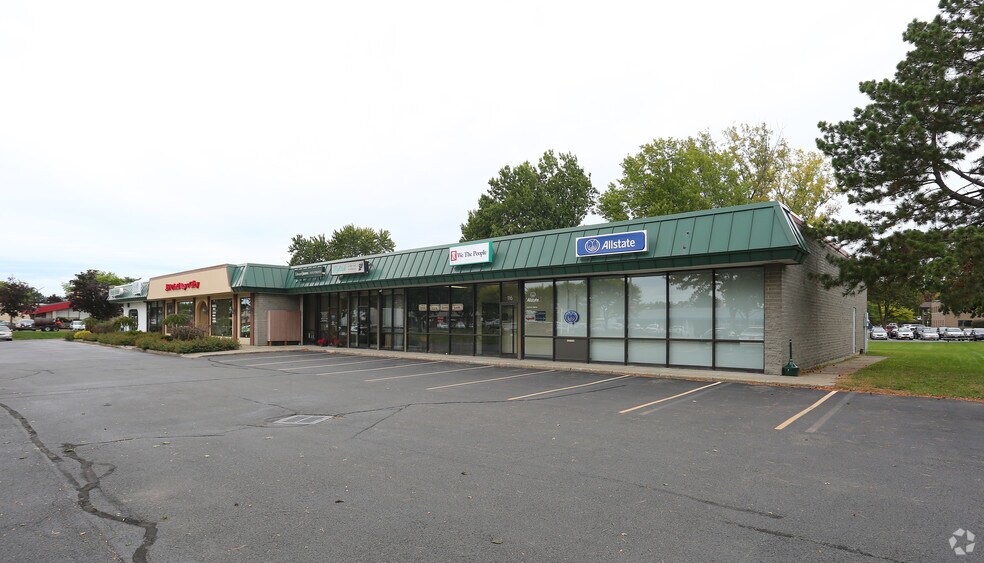 116 Wolf Rd, Colonie, NY for sale - Primary Photo - Image 1 of 1