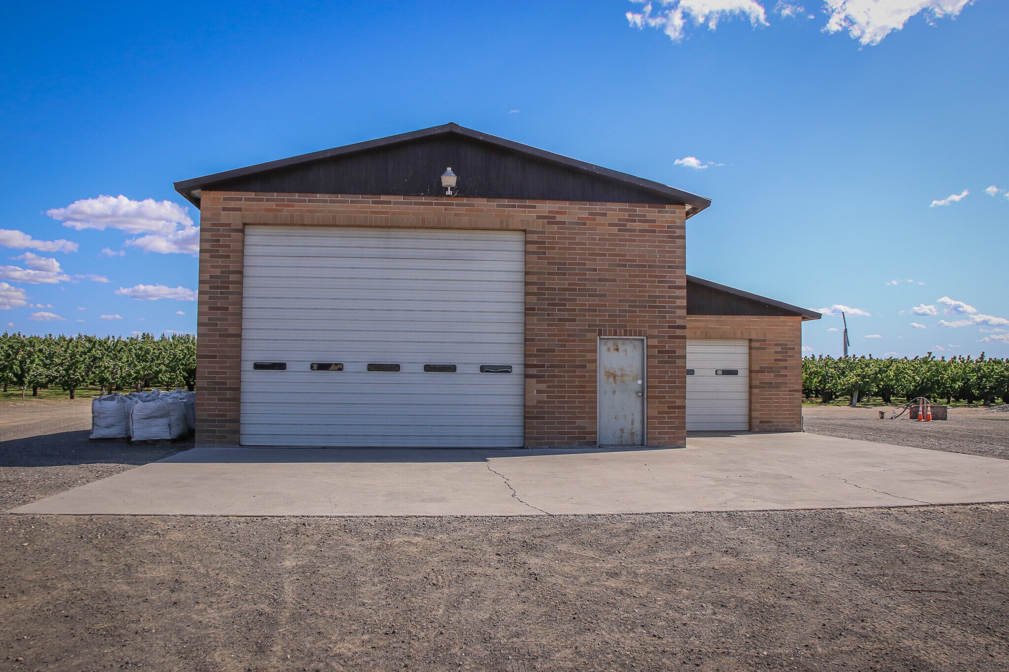14787 Dodd Rd, Burbank, WA 99323 Cherry Orchard w/Foreign Trade Zone