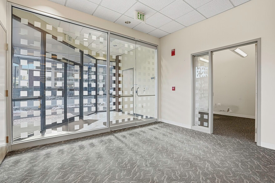 625 Main St, Fitchburg, MA for lease - Building Photo - Image 3 of 22