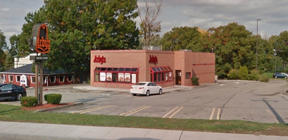 1802 E Ridge Rd, Rochester, NY for sale - Building Photo - Image 1 of 1