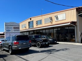 The Brenton de Brandon & Dumont Building - Warehouse