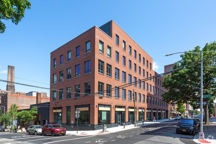 360 Wythe Ave, Brooklyn, NY for lease - Building Photo - Image 1 of 31