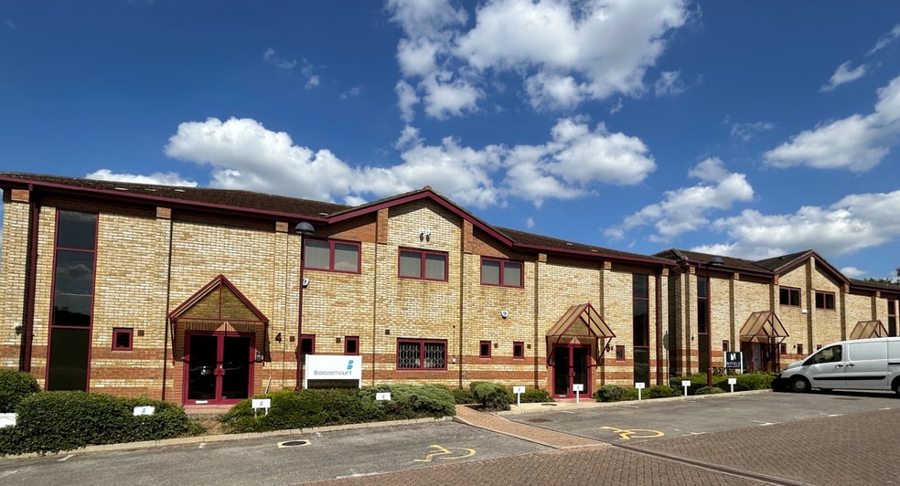 4-5 Cottesbrooke Park, Daventry for sale - Primary Photo - Image 1 of 1