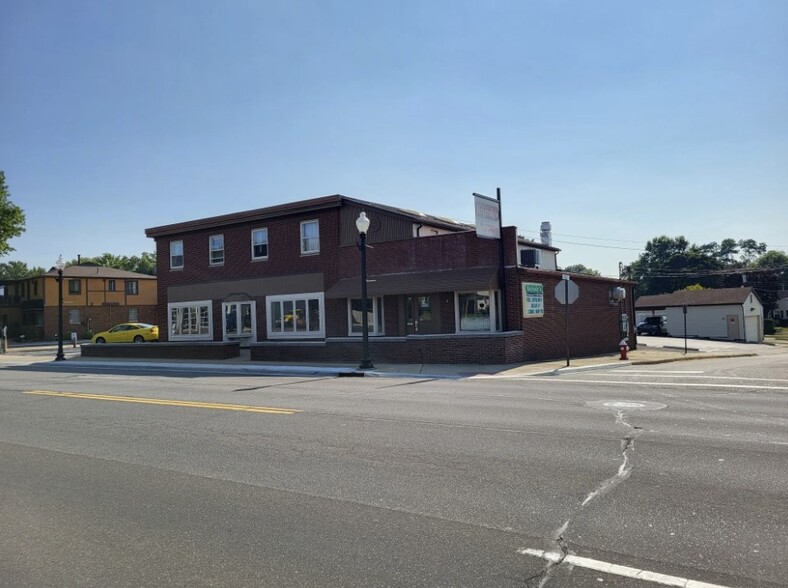 531-533 N Main St, Canton, OH for lease - Building Photo - Image 2 of 4