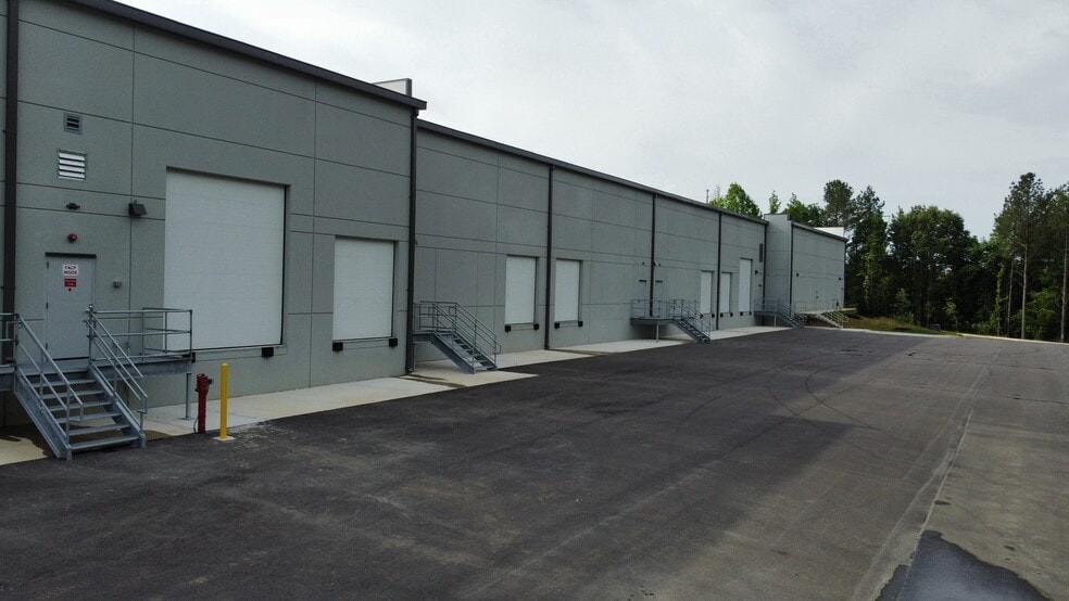 85 Eubanks Rd, Pittsboro, NC for lease - Building Photo - Image 2 of 6